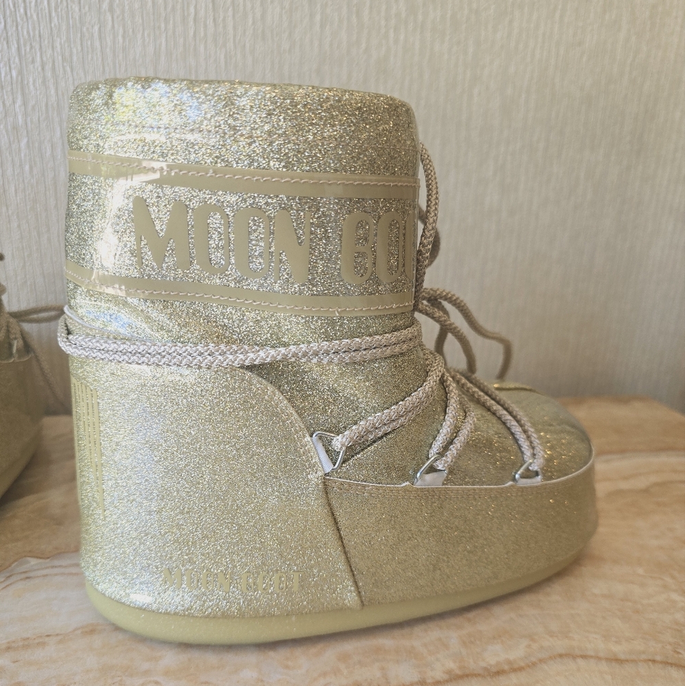 Moon Boot Low Icon Glitter Snow Boot Gold Moon Boots Glitter Gold Boots Short - Picture 13 of 17